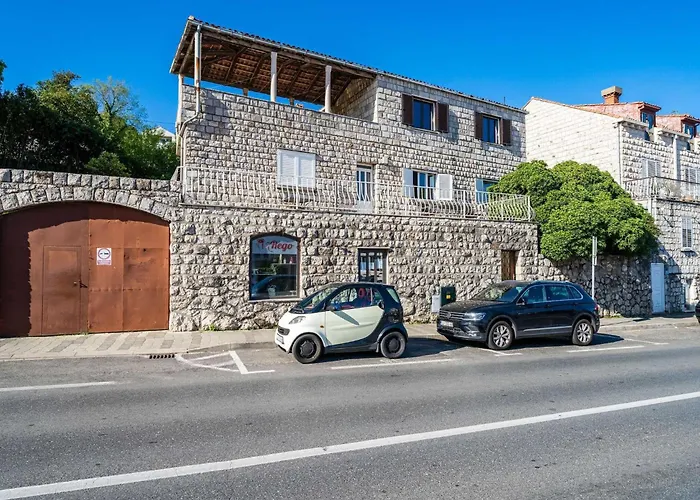 Sisic - Two Bedroom With Terrace