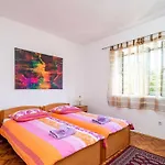 Sisic - Two Bedroom With Terrace Ντουμπρόβνικ