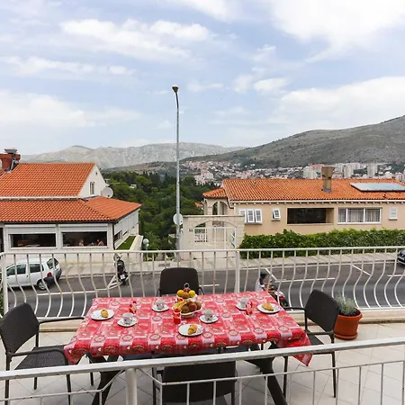 Sisic - Two Bedroom With Terrace Ντουμπρόβνικ